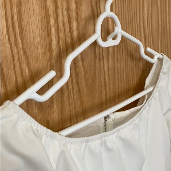 White off the shoulder  (back zipper) Crop Top - Picture 2 of 3